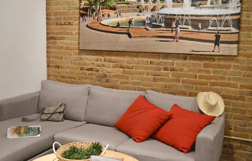 Happy People Plaza Espana Apartments Barcelona Kamer foto